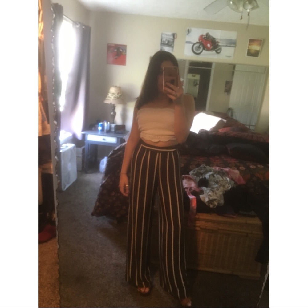 Charolette Russe Patterned pant